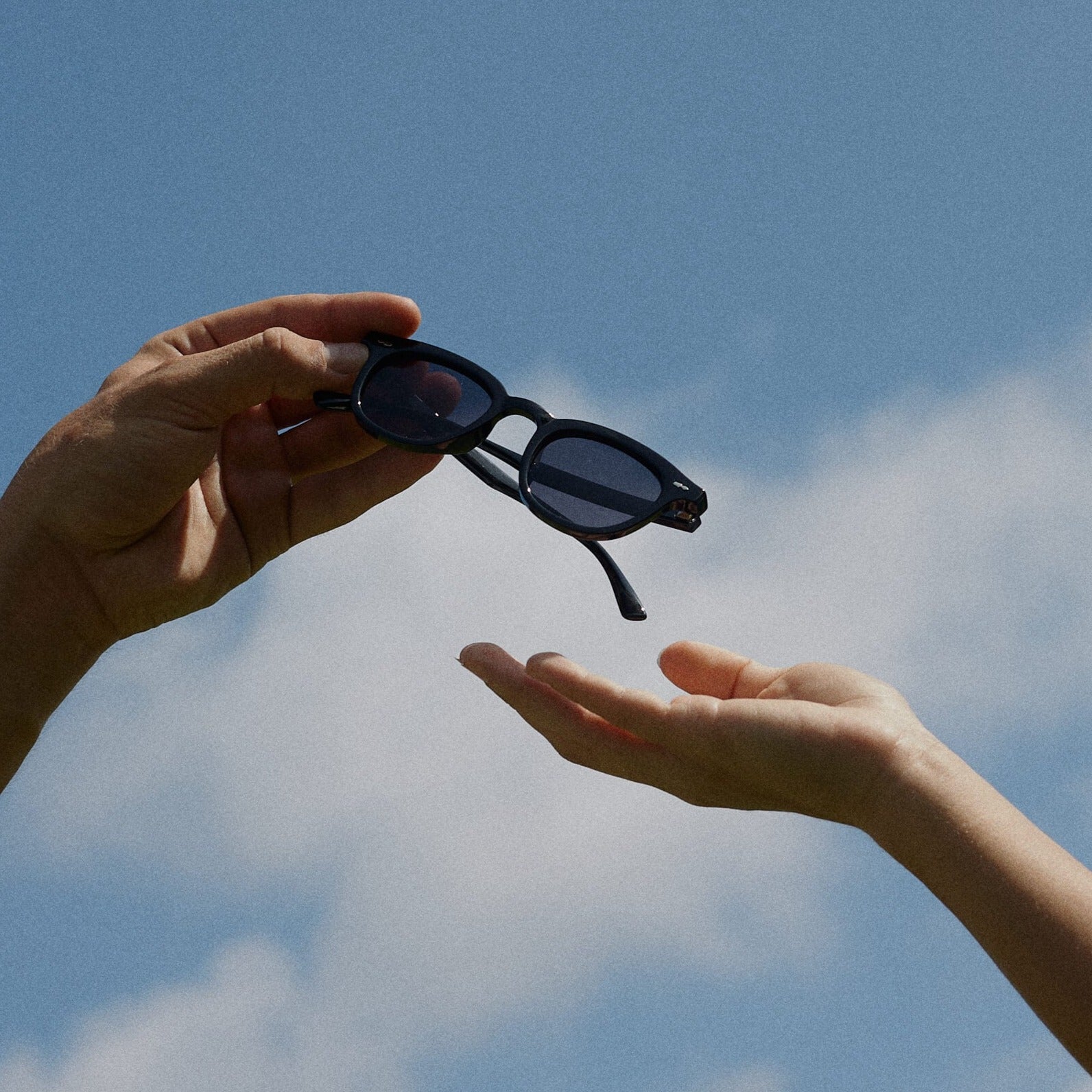 Gaze Black - Navy
