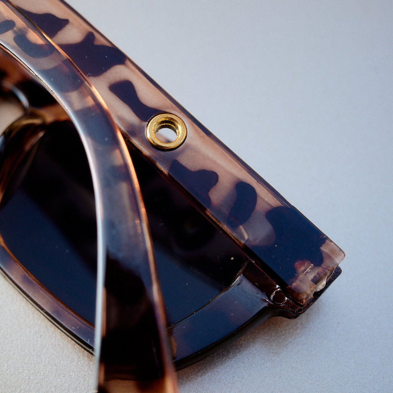 Prisma Vintage Tortoise - Dark Grey